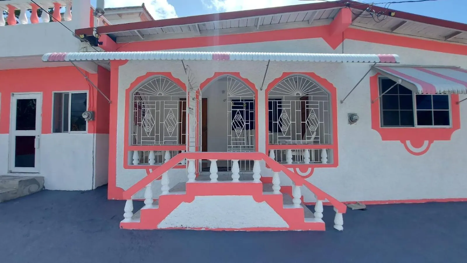 Holiday Rooms In St Thomas Jamaica Clifton Guest house